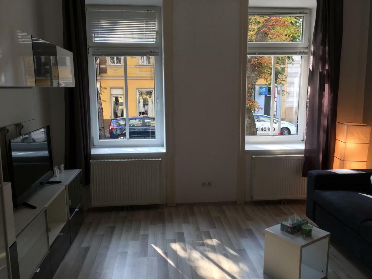 Schoenbrunn Apartment Vienna Exterior photo